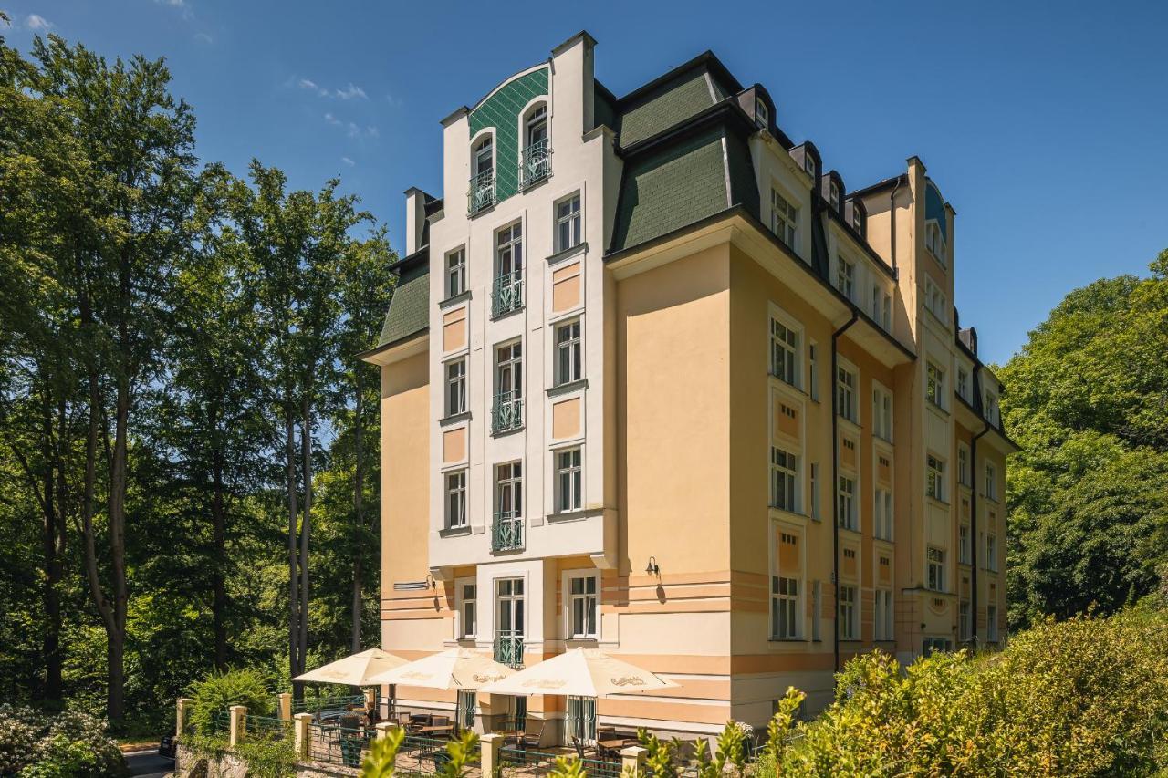 Spa & Wellness Hotel Silva Mariánské Lázně Exterior foto